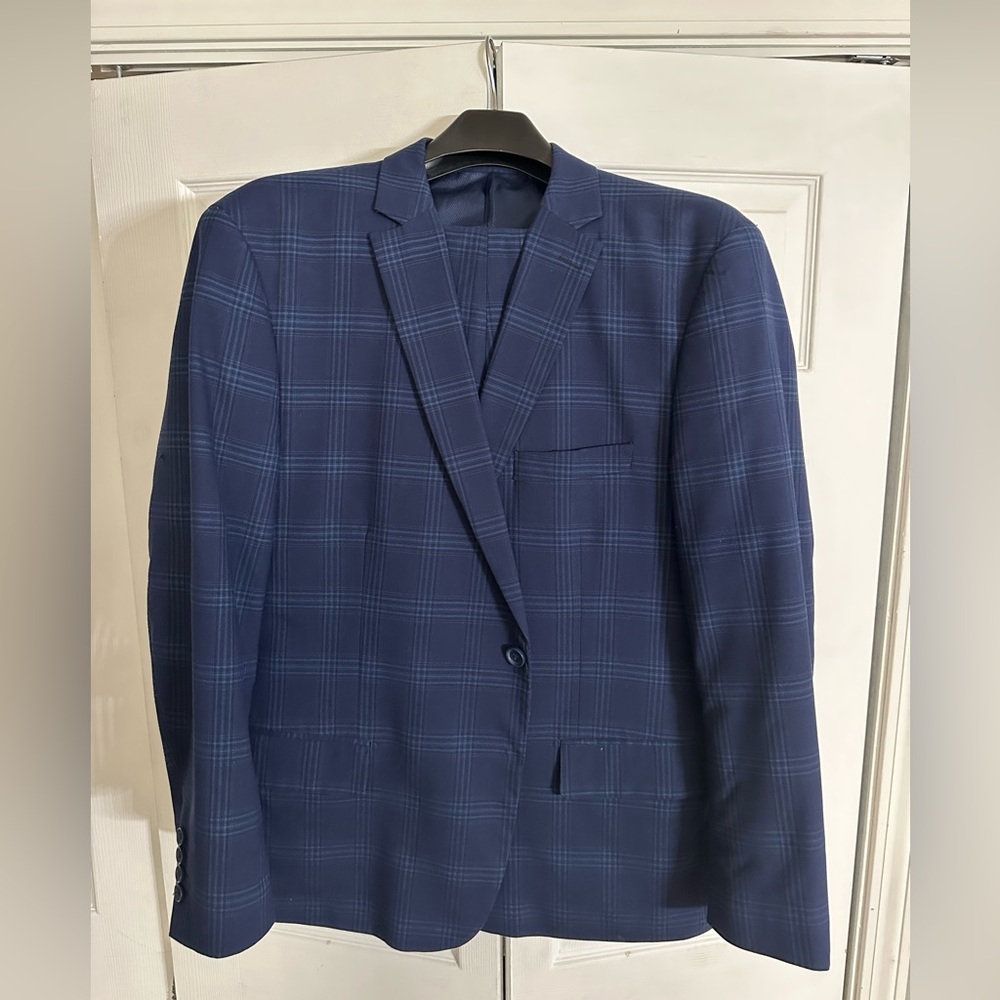 Men’s Suit